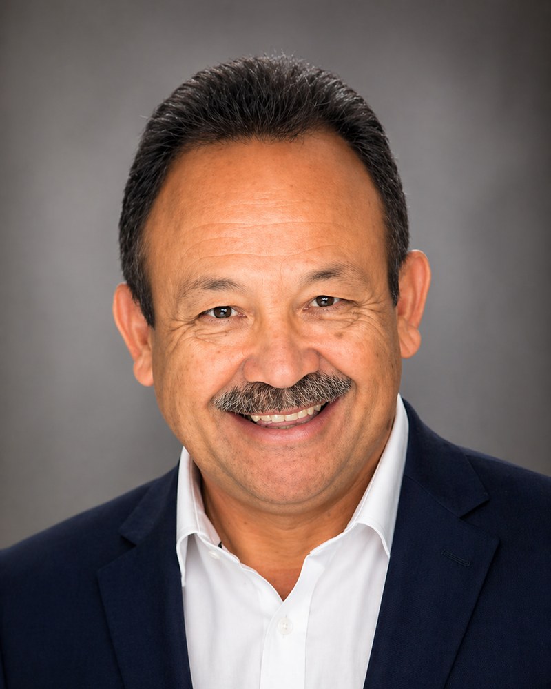 Carlos Aguilar, Senior Loan Officer and Realtor